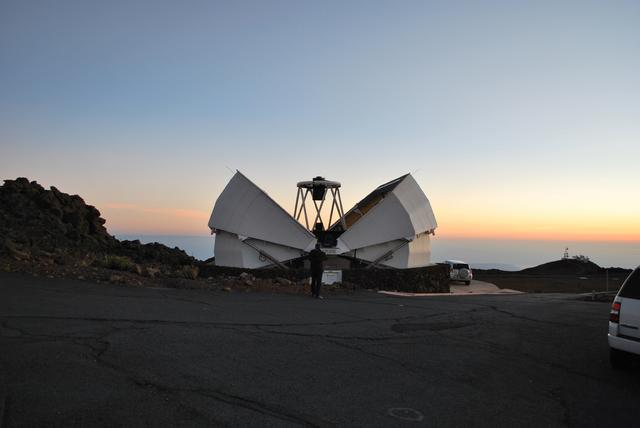 Faulkes Telescope Clamshell opening up